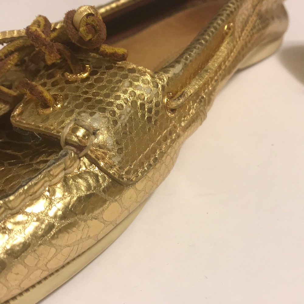 Sperry - Picture 4 of 6